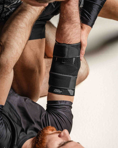 Elbow brace support